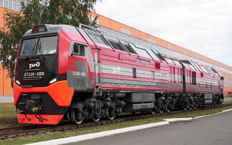 2TE28 mainline freight diesel locomotive